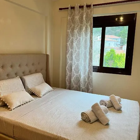 With Amazing Views Apartment