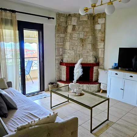 With Amazing Views Apartament Kriopigi